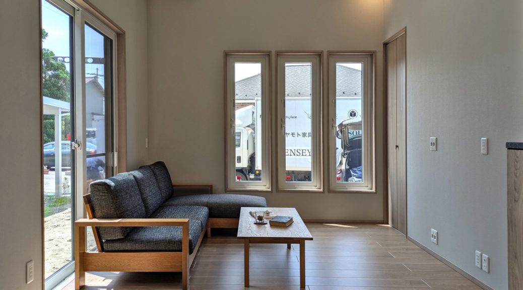 レンタル家具　おしゃれ　富山　無垢材　ミヤモト家具　完成見学会